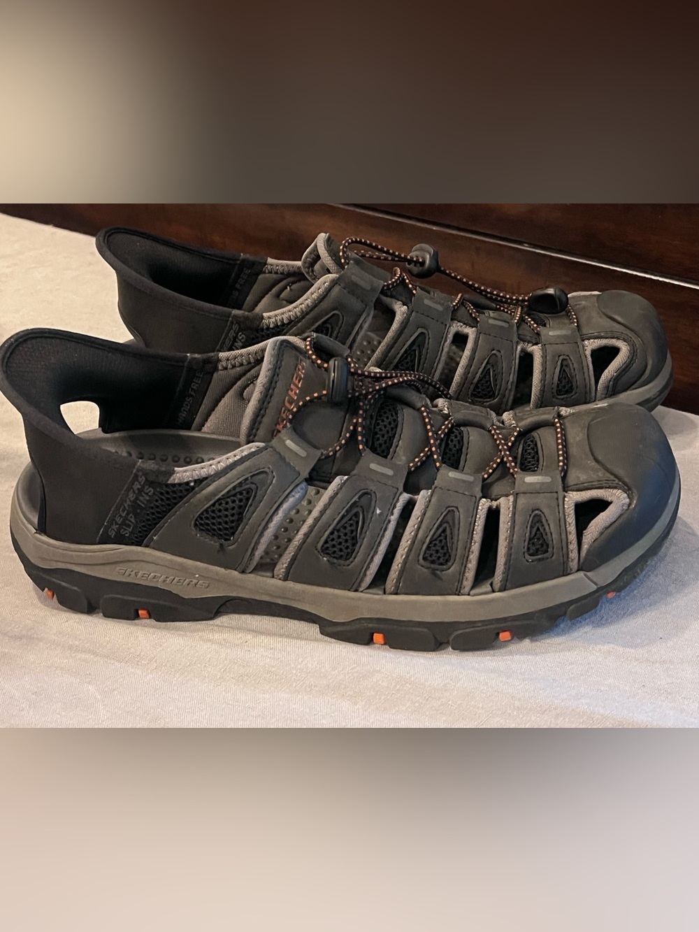 Men's size 8- Skechers Slip-ins Tresmen - Norvick sandals- black
